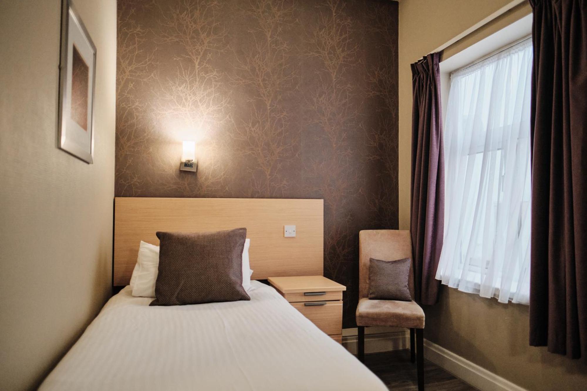 Hotel De Normandie Saint Helier Jersey Стая снимка