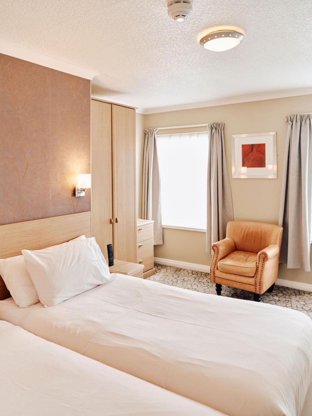 Hotel De Normandie Saint Helier Jersey Екстериор снимка