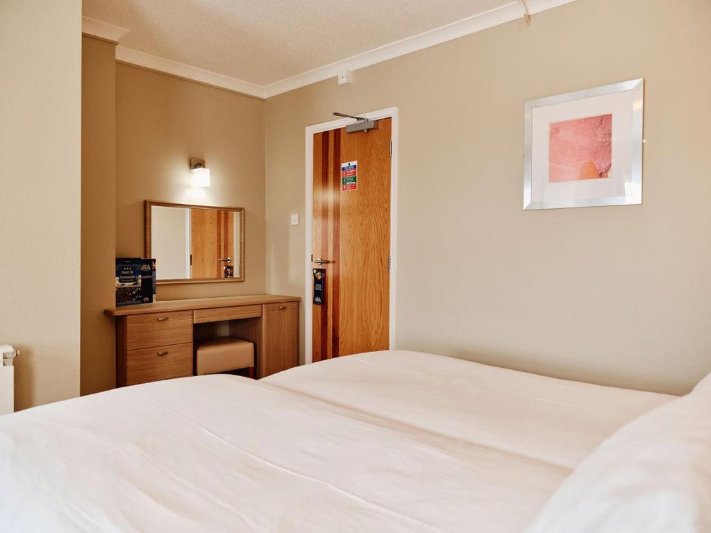 Hotel De Normandie Saint Helier Jersey Екстериор снимка